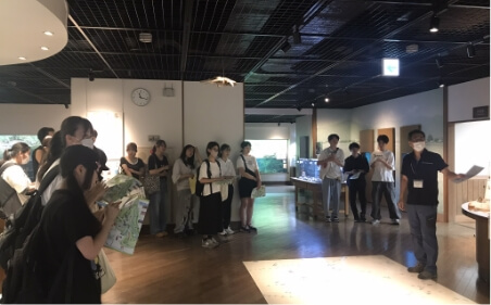 国営アルプスあづみの公園　水族館