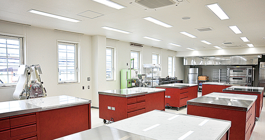 製菓・製パン実習室